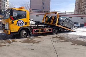 江陵救援拖车费用怎么算